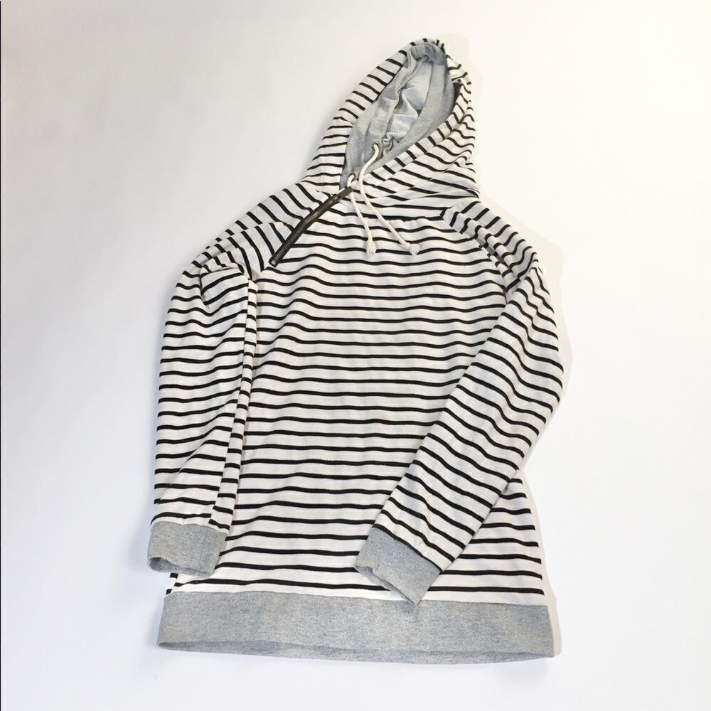Double hood striped hoodie with asymmetrical zip
